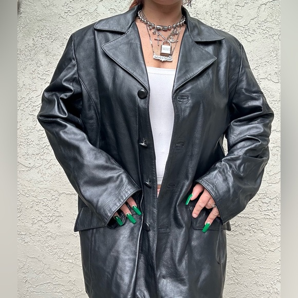 Vintage Black Leather Trench Coat - Picture 8 of 10